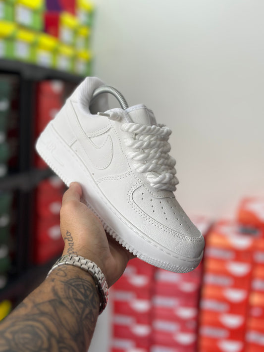 Tênis Nike Air Force - Unissex