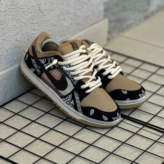 Tênis Nike Dunk Low Travis Scott - Masculino