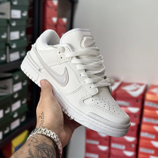 Tênis Nike Dunk Low Twist - Unissex